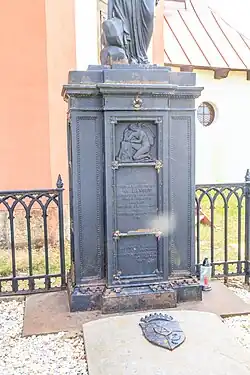 Grabmal und Gruft für Ernestine von Langet