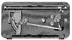 Fig. 8a. Unterseite einer Bogen-Langschiffchennähmaschine