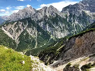 Nördlicher und Südlicher Stuhlkopf vom Larchenberg, rechts Talelespitze