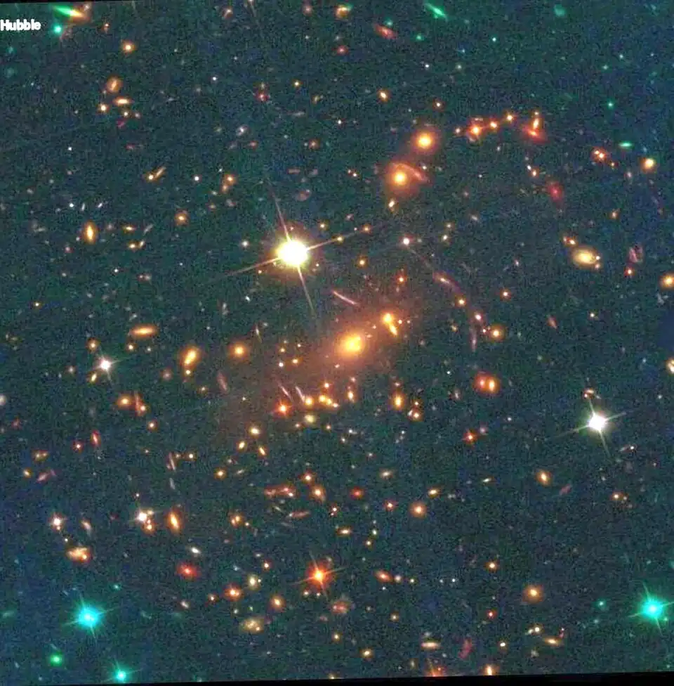 Im Jahr 2017 erfolgte Aufnahme des Hubble-Teleskops von SMACS 0723.