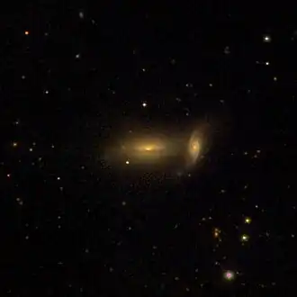 Arp 246 (NGC 7837 und NGC 7838)