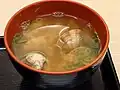 Misosuppe mit Venusmuscheln