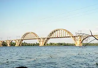 Merefa-Cherson-Brücke Merefo-Chersonskyj mist