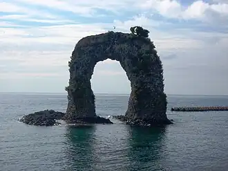 Nabetsuru-iwa auf der Insel Okushiri-jima