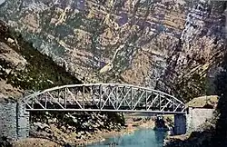 Die ursprüngliche Neretvabrücke in der Schlucht bei Aleksin Han