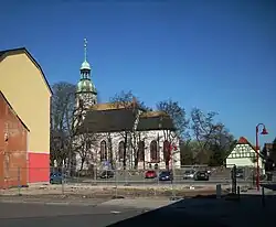 Gesamtansicht der Stadtkirche Naunhof