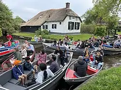 Massentourismus in Giethoorn