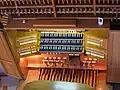 Spieltisch der Metzler-Orgel