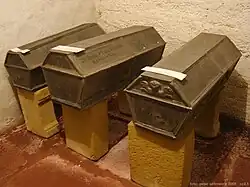 Kindersarkophage dreier 1664–70 früh verstorbener Töchter Herzog Friedrichs