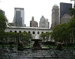 Bryant Park, von Nordwesten gesehen (Oktober 2010)