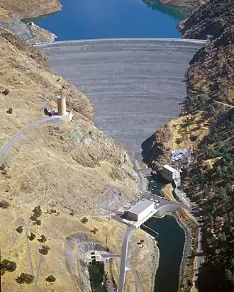 New-Melones-Talsperre