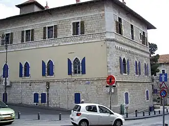 Rechov Angelo Levi-Bianchini von links Ecke Rechov Hillel mit Haus Nr.&nbsp;25, rechts angeschnitten Haus Nr.&nbsp;27, 2007