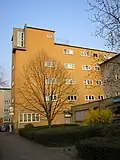 Gebäude mit Penthouse-Atelier (2003)