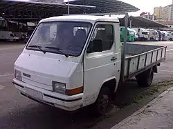 Nissan Trade Pritsche (1986–1993)