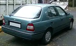 Nissan Sunny Schrägheck