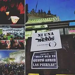 Die Abbildung besteht aus vier verschiedenen Fotografien. Rechts ist ein größeres Foto mit Transparenten von Ni una menos zu sehen. Links davon zeigen drei kleinere Fotos weitere Transparente und Kerzen, sowie große Menschenmassen.