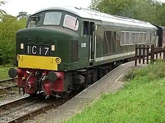 Erhaltene D182 (46 045) der Midland Railway Butterley mit Sonderzug (August 2011)
