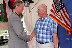 Nor-Eddine Aouam (links)