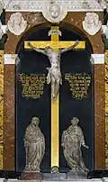 Mittlerer Altaraufbau, Mitte: Kreuzigungsgruppe