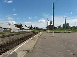 Bahnstrecke beim Bahnhof Nowoduginskaja