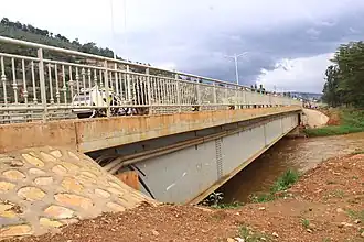 Brücke an der Nationalstraße 3 über den Nyabugogo im Süden des Sektors Gatsata an der Grenze zu Kimisagara