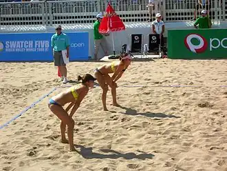 Emilia Nyström (rechts) mit ihrer Schwester Erika