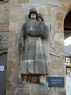 Marbach am Neckar, Standbild mit zwei Soldaten.