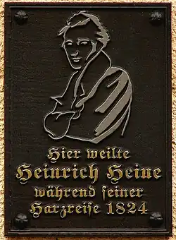 Gedenktafel an Heinrich Heine an der Hauswand Oberstraße 24 in Harzgerode