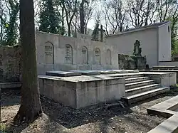 Prag-Olšany, Friedhof V, Grab der Familie Daněk