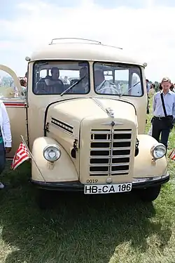 Borgward B 1500 mit Aufbau von Pollmann, von 1953