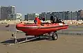 Rettungsboot am Strand von Oostduinkerke (Koksijde)