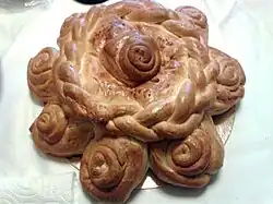 Reutlinger Mutschel, sternförmiges Gebildbrot mit acht Zipfeln