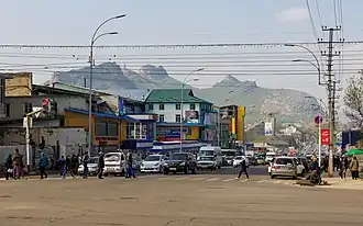 Der Suleiman-Too von Osch aus gesehen