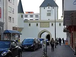 Von der Kaiserstraße aus gesehen