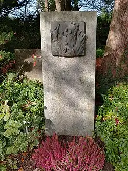 Otto Münch (1885–1965) Bildhauer, Marja Münch (1883–1978), Leni Münch (geb.18. April 1916–1989) Mezzosopranistin Grab, Friedhof Enzenbühl, Zürich