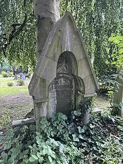 Grabmal Otto Butzengeiger in Wuppertal