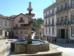 Im historischen Ortskern von Santa Maria da Feira