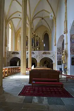 Zweischiffiges Langhaus