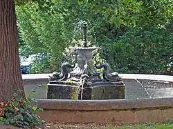Der Brunnen