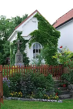 Kapelle der hl. Theresia und Kreuz