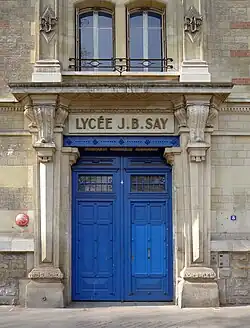 Nr. 8: Ein Eingang zum Lycée Jean-Baptiste-Say