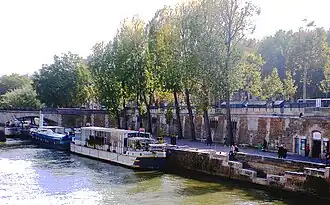 Hafen am Quai de Montebello