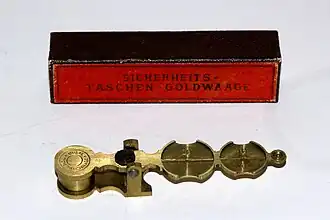 Taschen-Goldwaage, um 1875