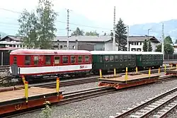 „Blunzenwagerl“ der Pinzgauer Lokalbahn (1937–1940) mit abgerundeten Fronten. Drehgestelle von Linke-Hoffman-Busch zugekauft.