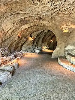 Nachbildung eines Bergwerkstollens