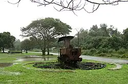 Ehem. Lokomotive am Bahnhof