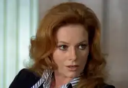 Dieses Farbfoto zeigt die italienische Schauspielerin Luciana Paluzzi als Porträtbild und wurde einer Szene im Italienischen Film La mala ordina aus dem Jahr 1972 entnommen.