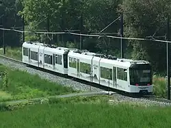 Bei der 1925 ein­ge­stellten und 2012 wieder­eröffneten Panoramique des Dômes in Frankreich kommen Stadler-Zahnrad-GTW zum Einsatz.