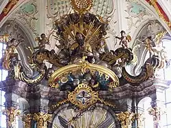 Gottvater im Altarauszug des Hochaltars