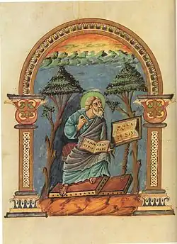 Evangelistenbild aus einer Handschrift des 9.&nbsp;Jahrhunderts: neben antikisierenden Palmetten (im Bogen) „germanische“ Bandornamente (an den Pfeilern).